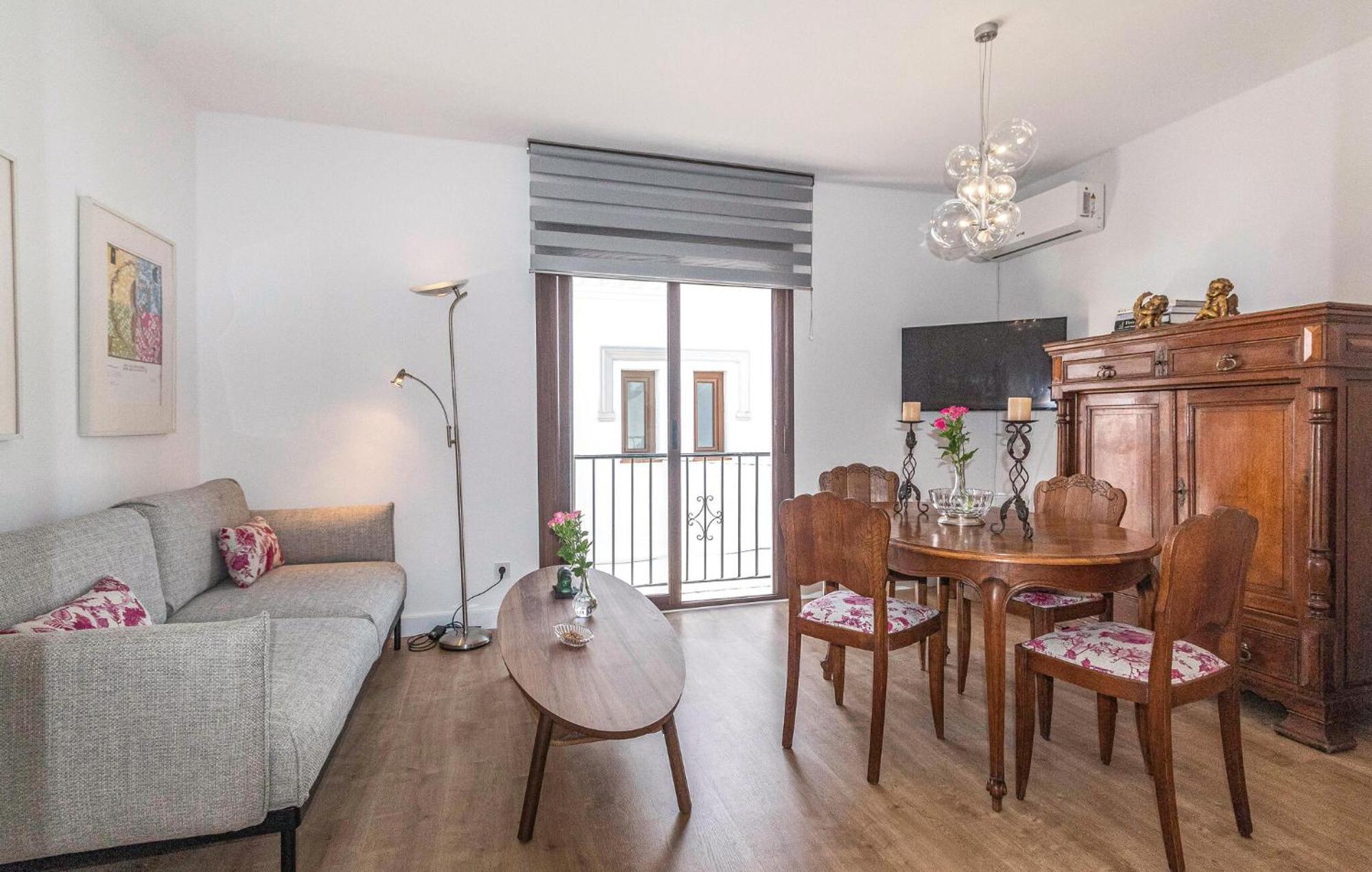 Apartment Awesome In With Wifi *