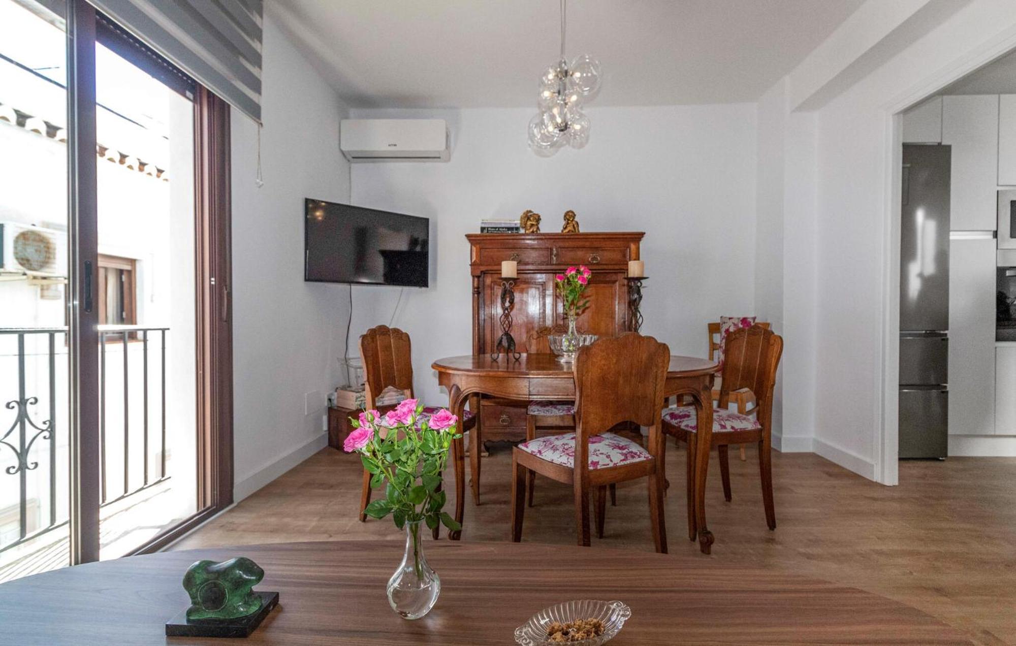 Appartement Awesome In With Wifi Nerja
